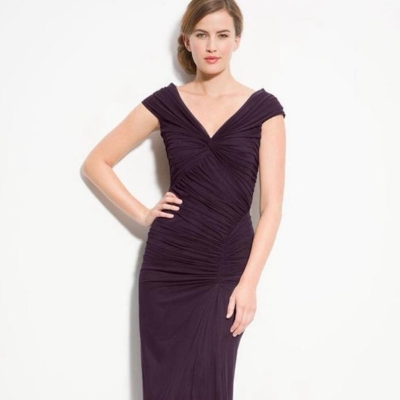 🪻Gorgeous Tadashi Shoji Formal Gown | Size 10🪻 - Picture 1 of 11